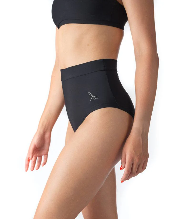 Scrunch Bum Pole Shorts, High Waist Fit – Lola - Image 13