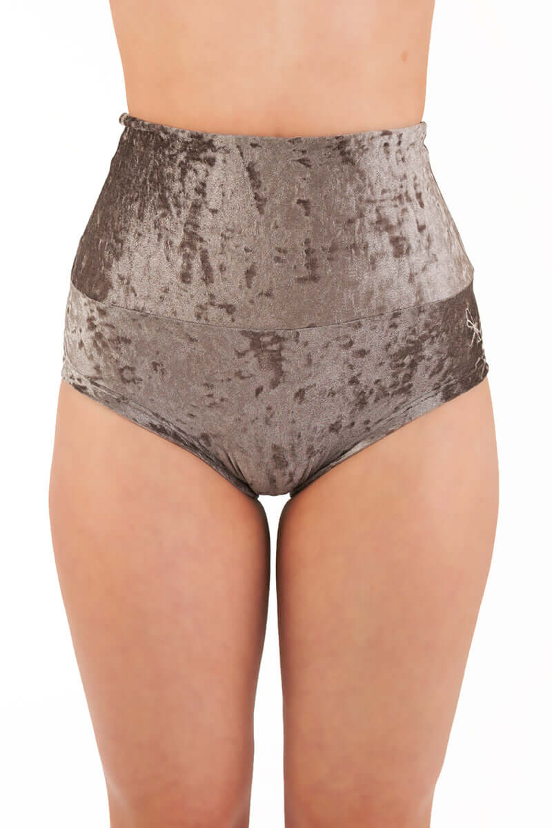 High Waisted Velvet Pole Shorts – Betty - Image 51