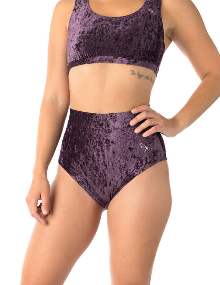 Velvet Pole Shorts, Scrunch Bum – Lola - Image 9